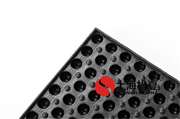 我們?cè)趺礃友b置減震器？