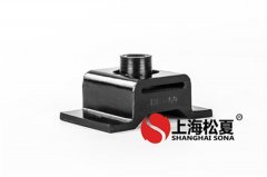 我們?cè)趺礃友b置橡膠減震器？